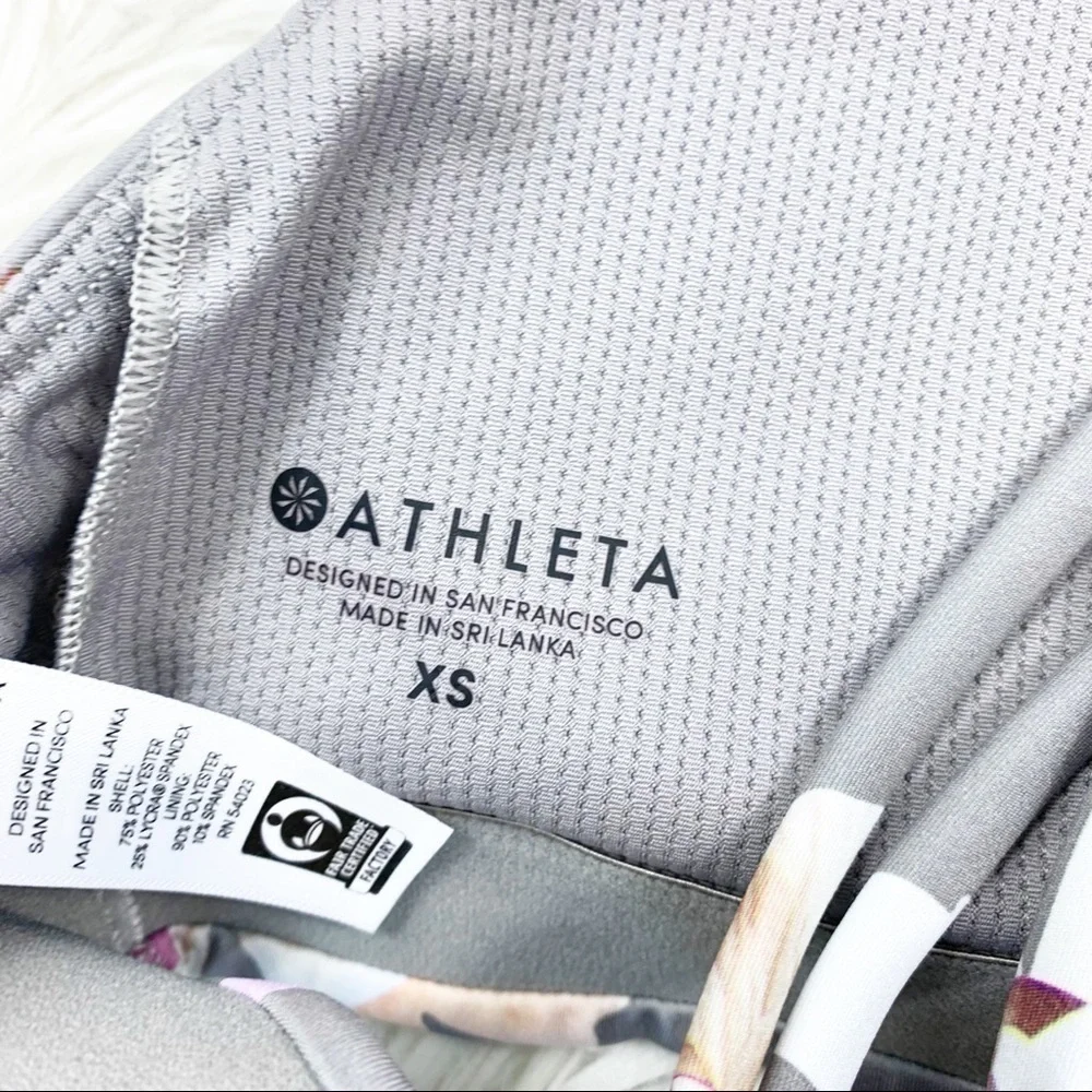 ATHLETA Hyper Focused Sports Bra Gray Floral XS